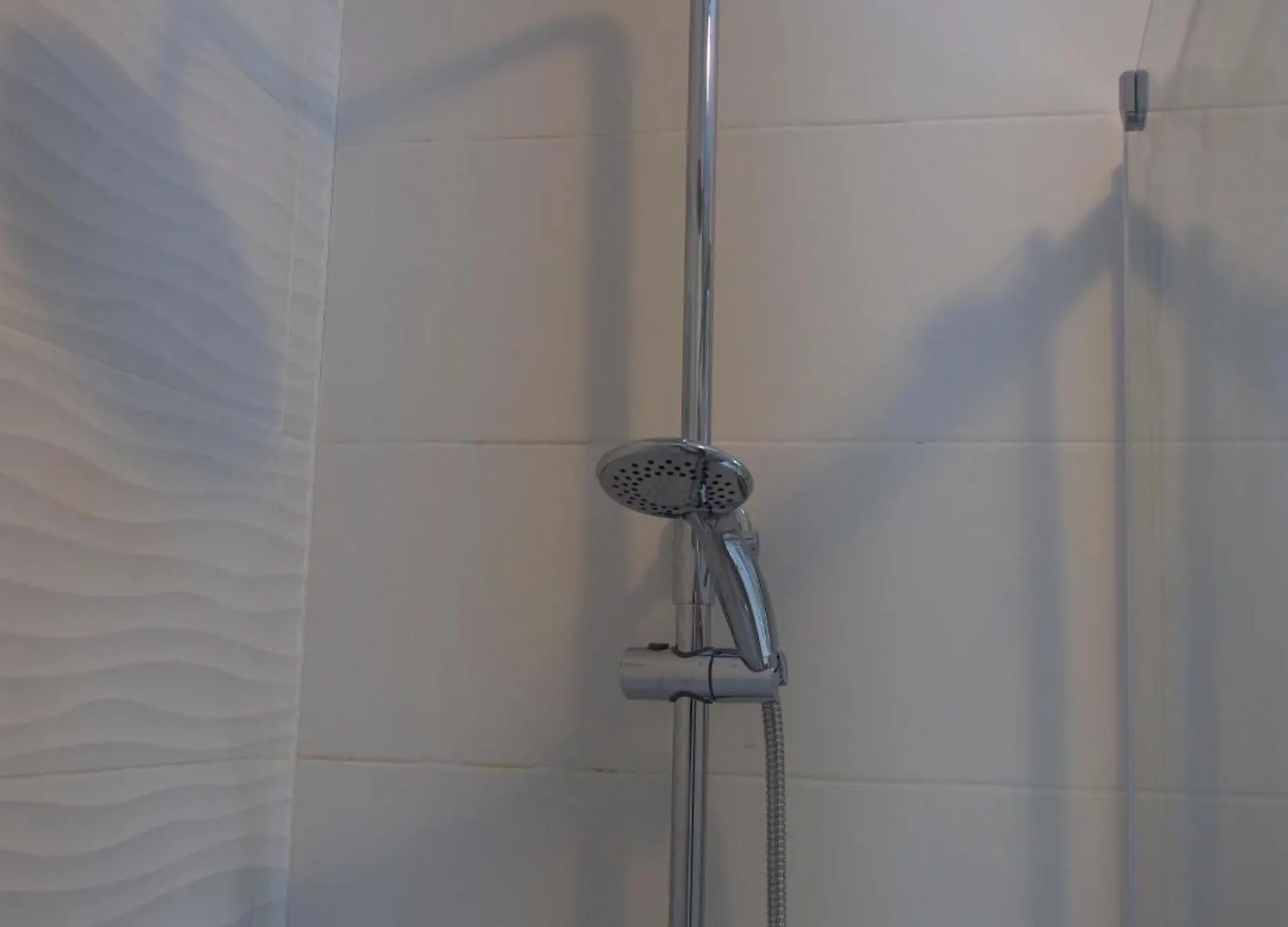 Chalet En Malaga, Torremolinos, Cerca De La Playa Tatil Evi