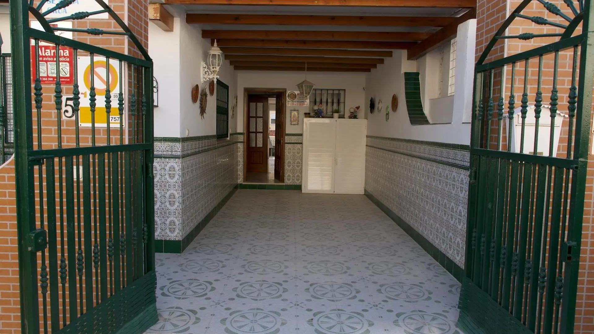 Chalet En Malaga, Torremolinos, Cerca De La Playa Holiday home